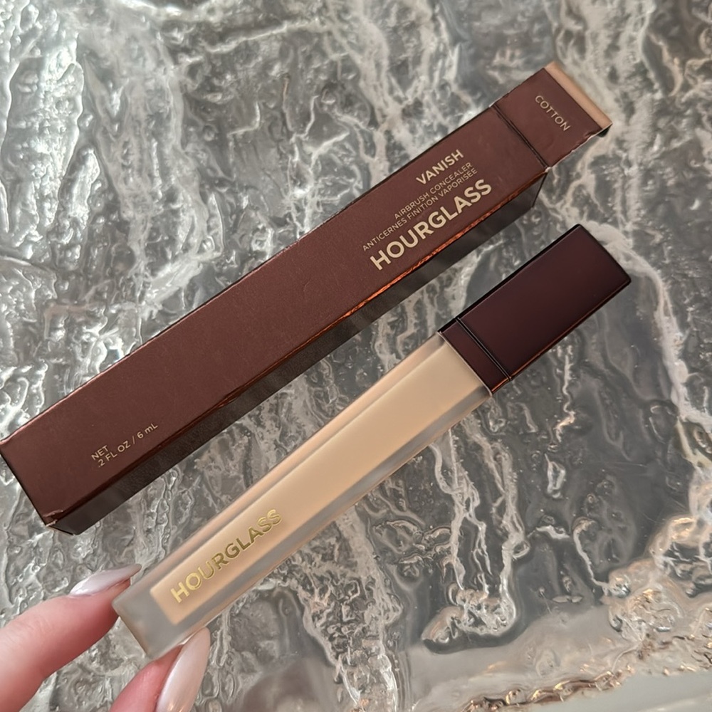 Hourglass concealer shade cotton